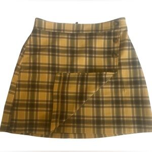Hollister Ultra High-Rise skirt ( Mint Condition)